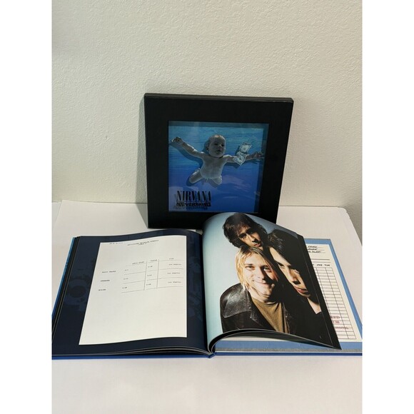 Nirvana Nevermind 20th Anniversary Limited Edition Sealed Box & Kurt Journals - Picture 3 of 12